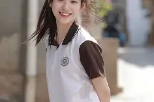 网红司晓迪直播骂白鹿“素颜普通、媚男看不起人”！评论区翻车连闺蜜都拆台蹭热度翻车最快的一次
